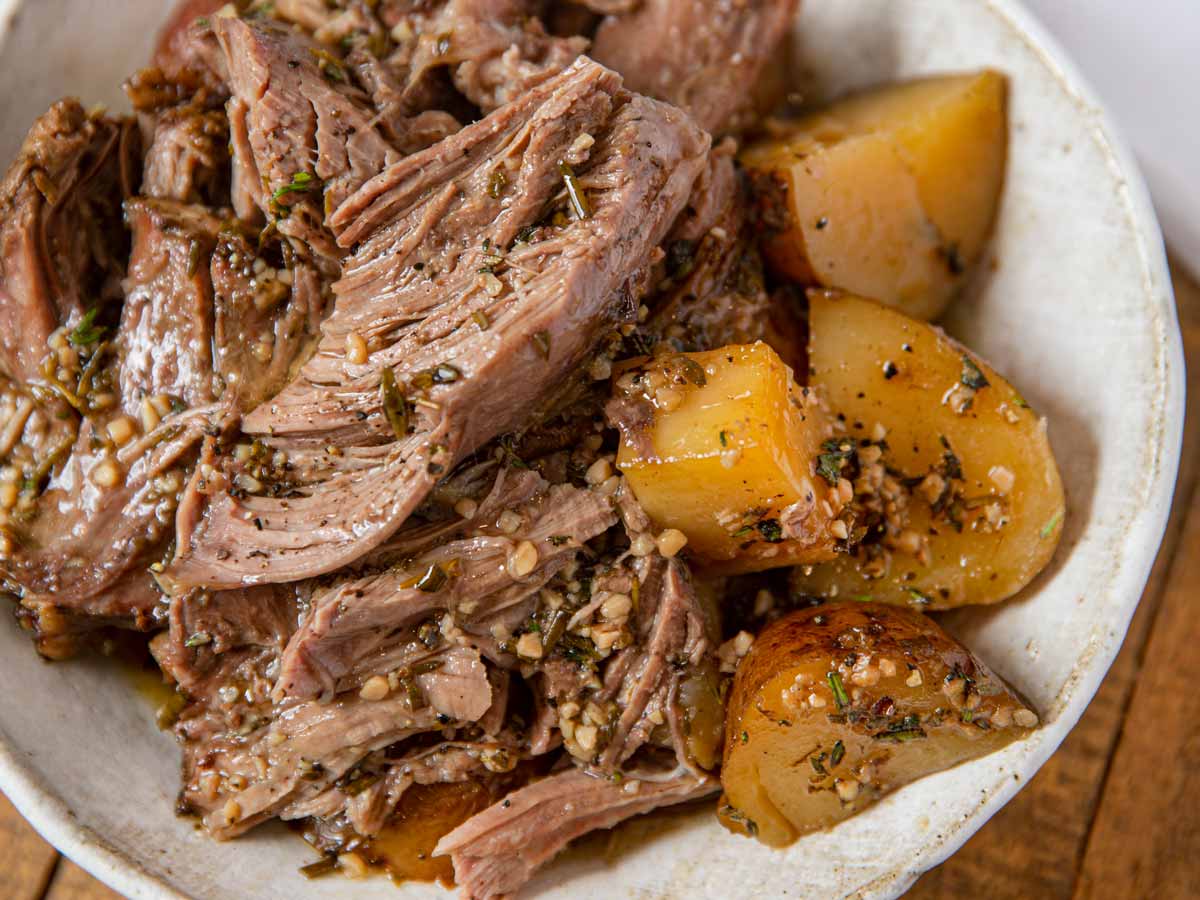 how-to-cook-lamb-roast-in-slow-cooker