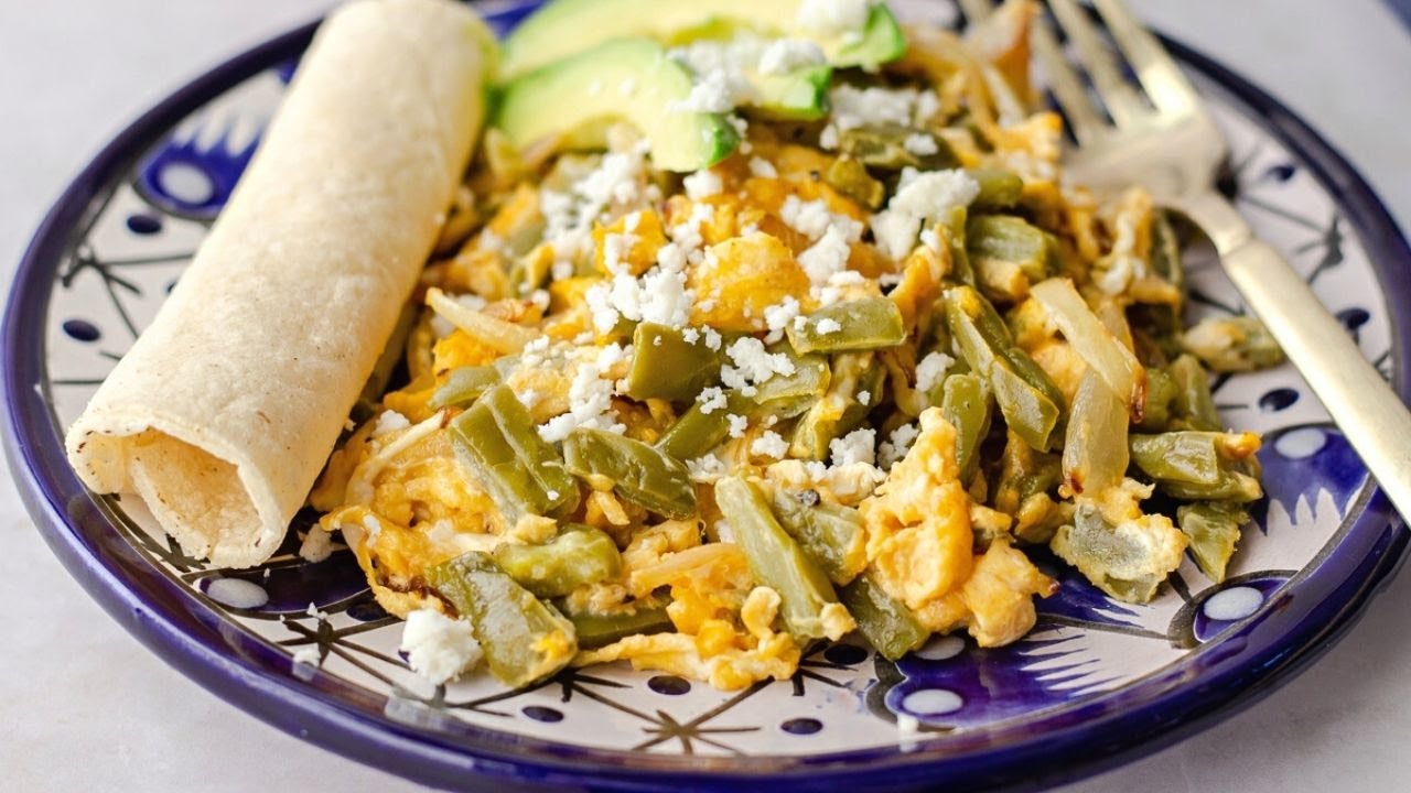 how-to-cook-nopalitos-with-eggs