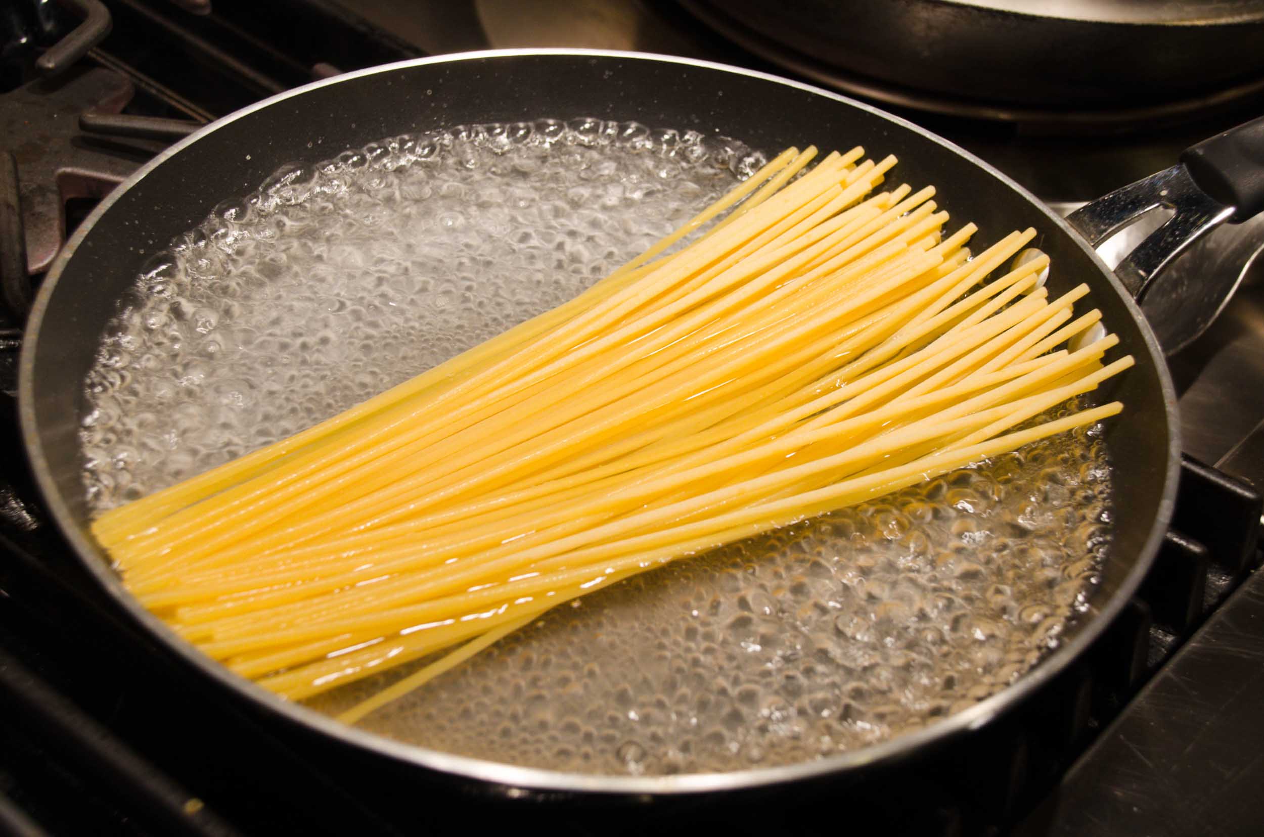 how-to-cook-pasta-spaghetti