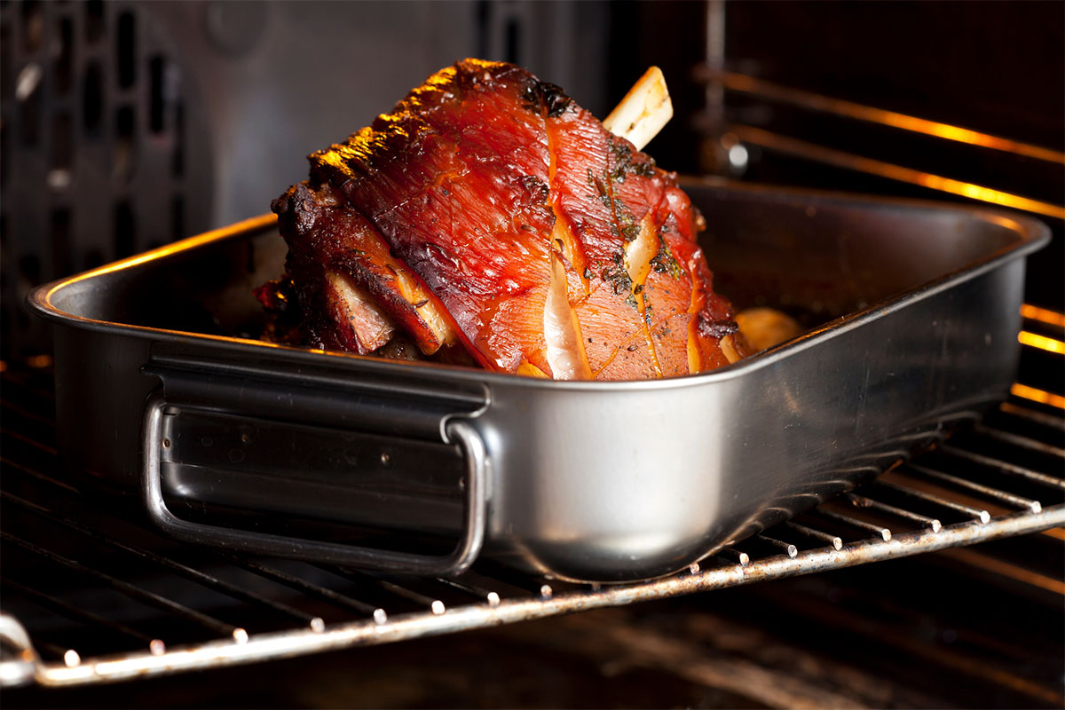 how-to-cook-pork-hocks-in-the-oven