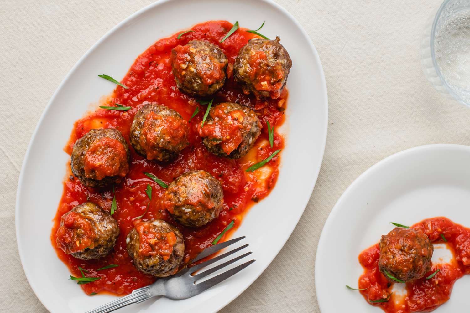 how-to-cook-raw-meatballs-in-sauce