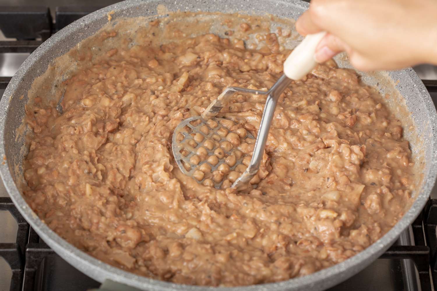 how-to-cook-refried-beans-on-stove