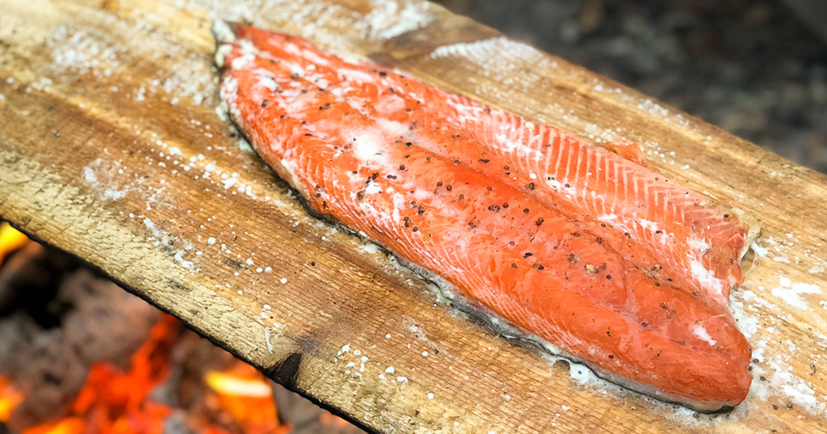 How To Cook Salmon On A Wood Plank