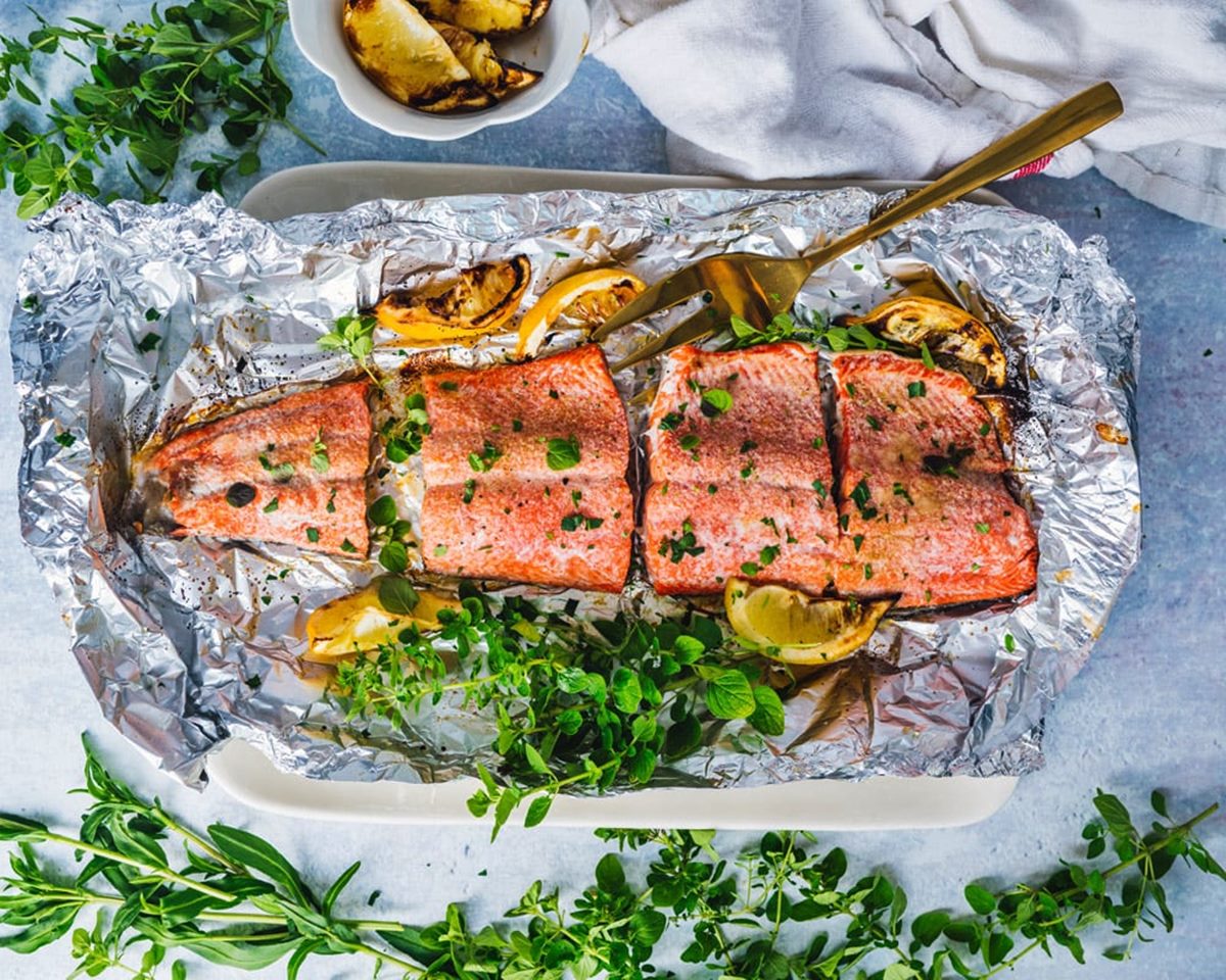 how-to-cook-salmon-on-the-grill-with-foil