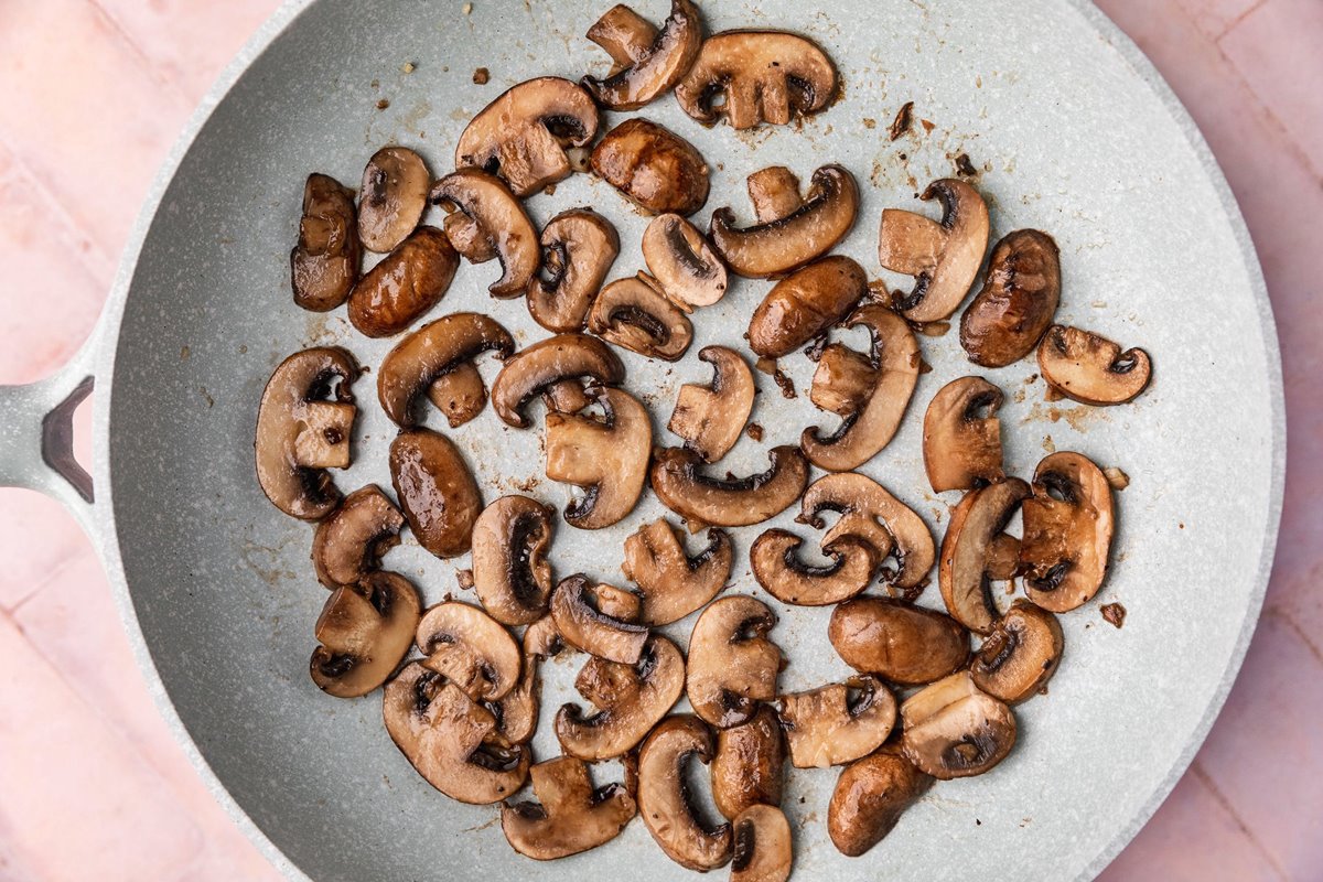 how-to-cook-saute-mushrooms