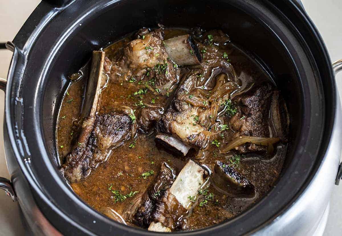 how-to-cook-short-ribs-in-the-crock-pot