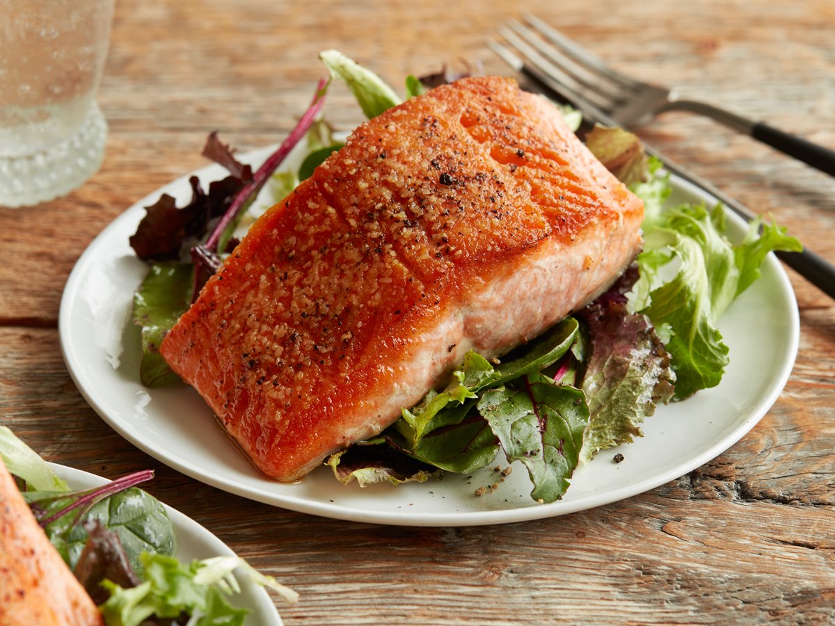 How To Cook Skin Off Salmon - Recipes.net