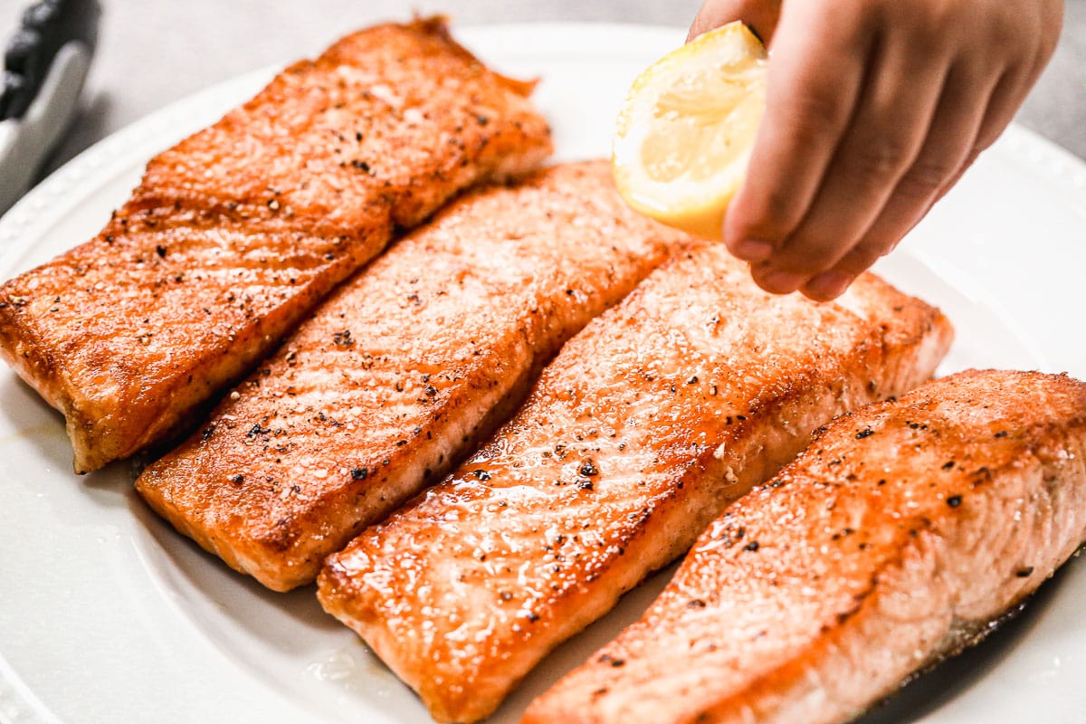 How To Cook Skinless Salmon On The Stove - Recipes.net