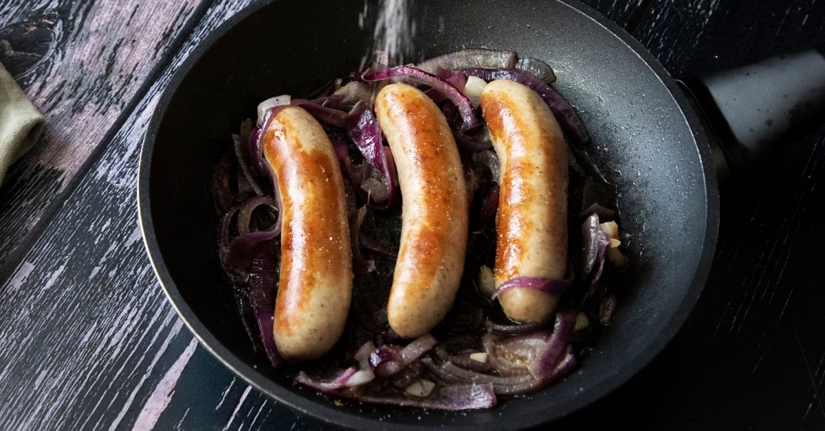 how-to-cook-smoked-brats-on-stove