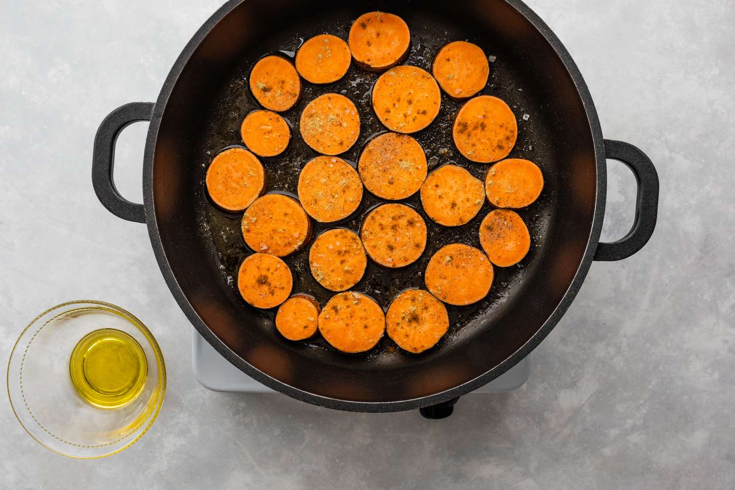 how-to-cook-sweet-potatoes-in-a-skillet