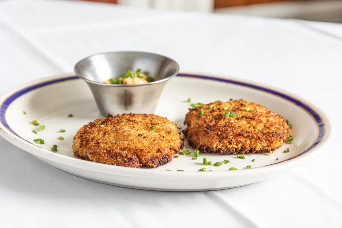 how-to-cook-thawed-crab-cakes