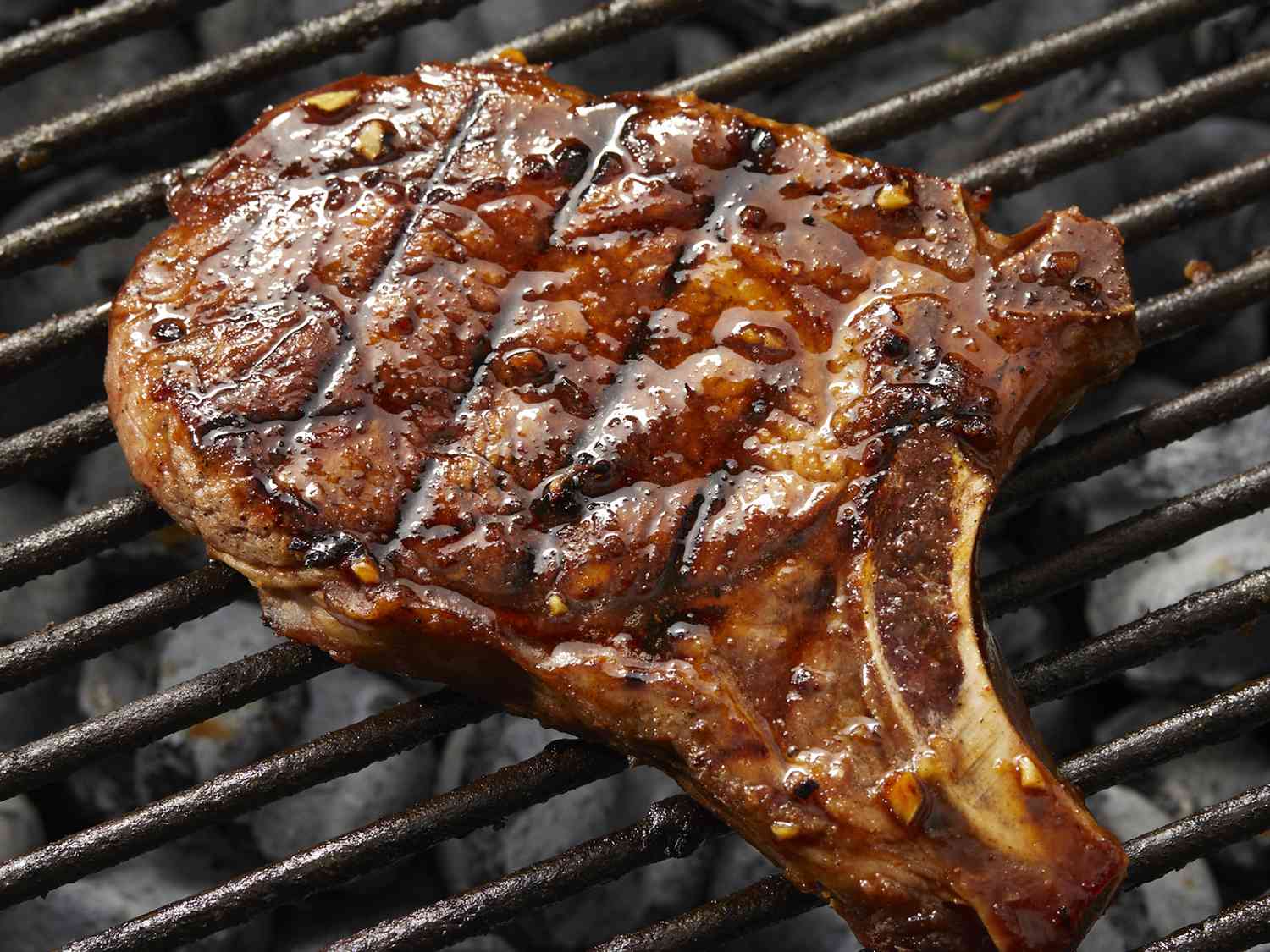 how-to-cook-thick-pork-chops-on-grill