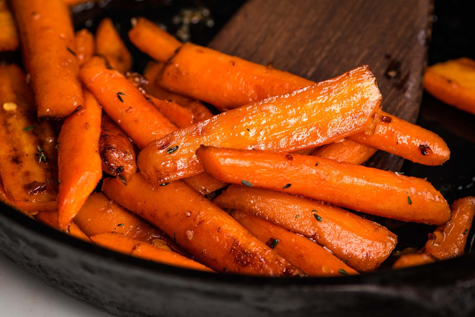 how-to-cook-whole-carrots-on-the-stove