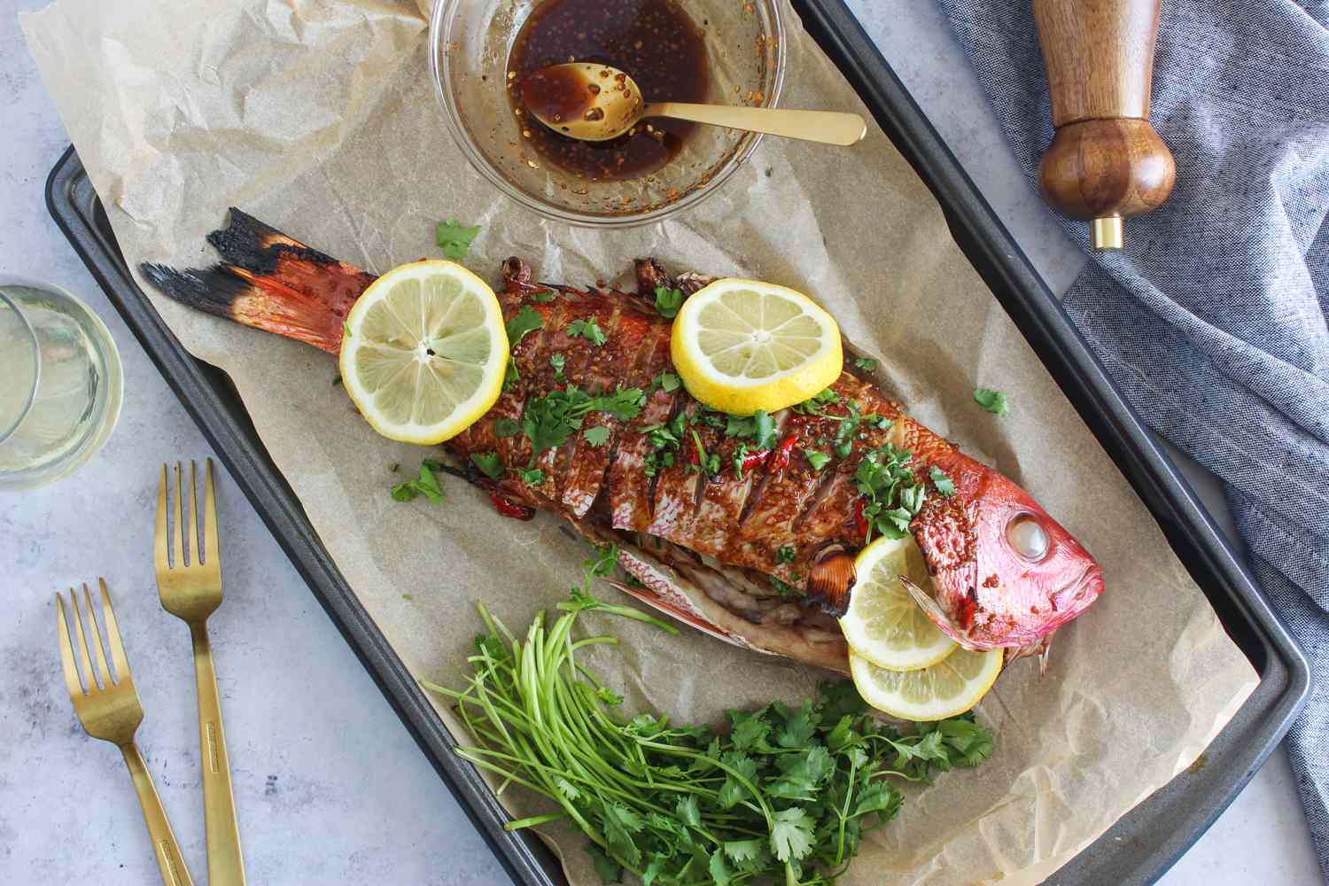 how-to-cook-whole-red-snapper-in-the-oven