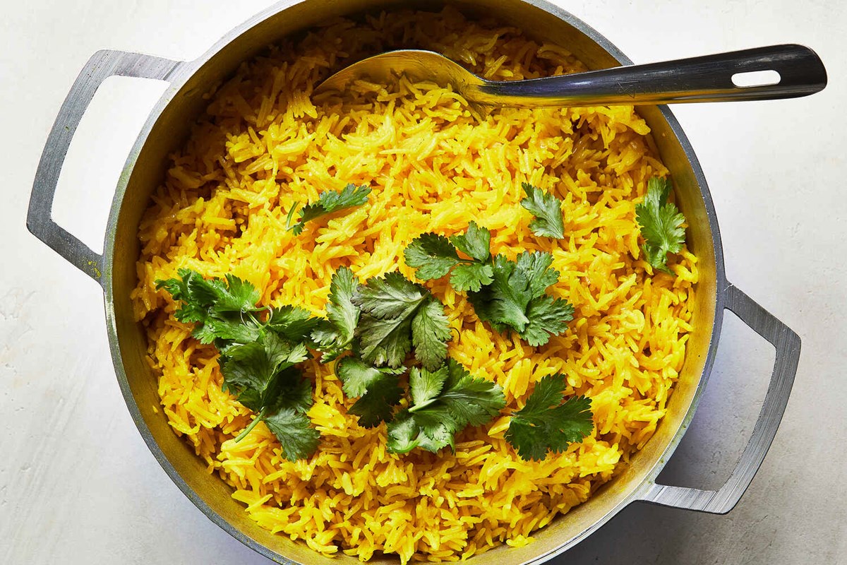 how-to-cook-yellow-rice-in-the-oven