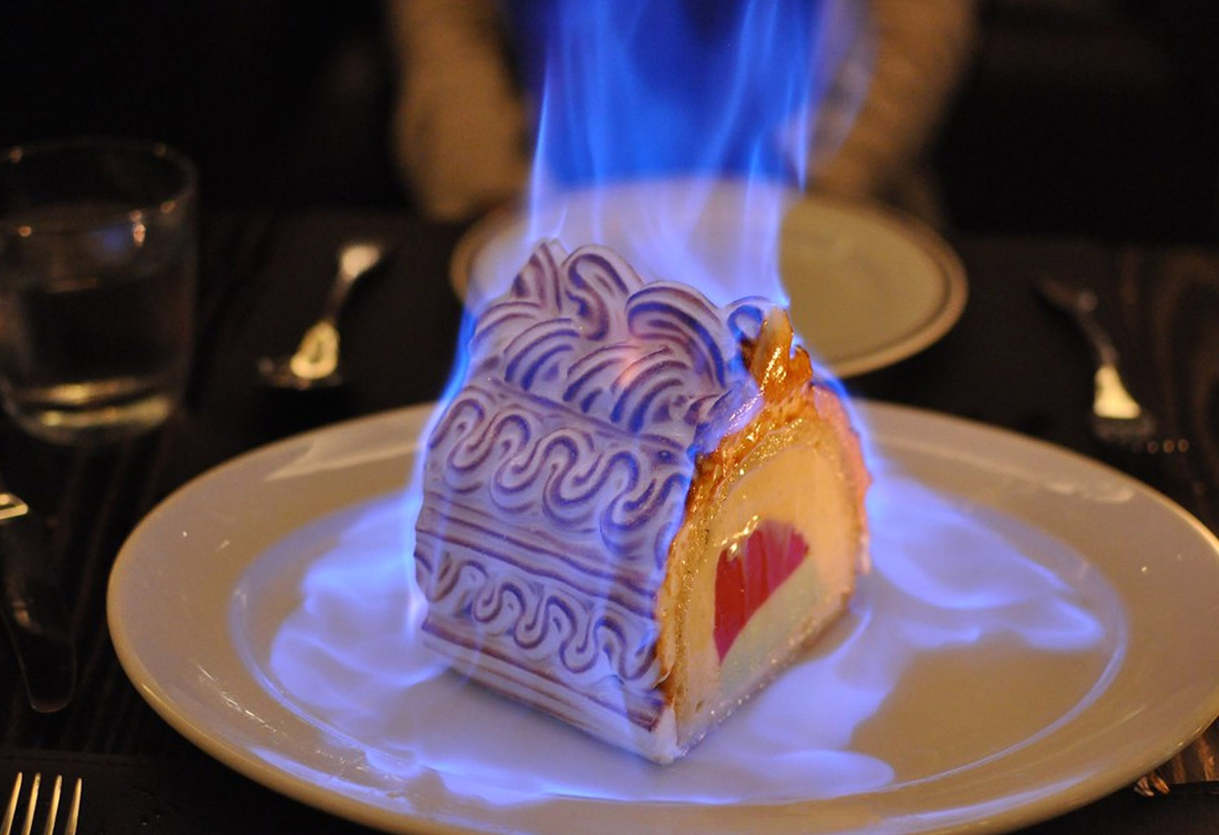 how-to-flambe-cake