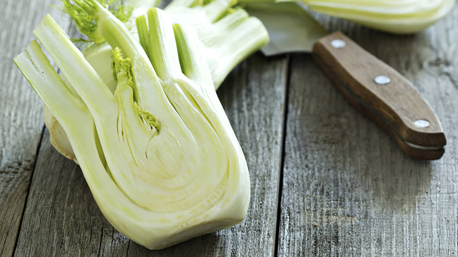 how-to-julienne-a-fennel-bulb