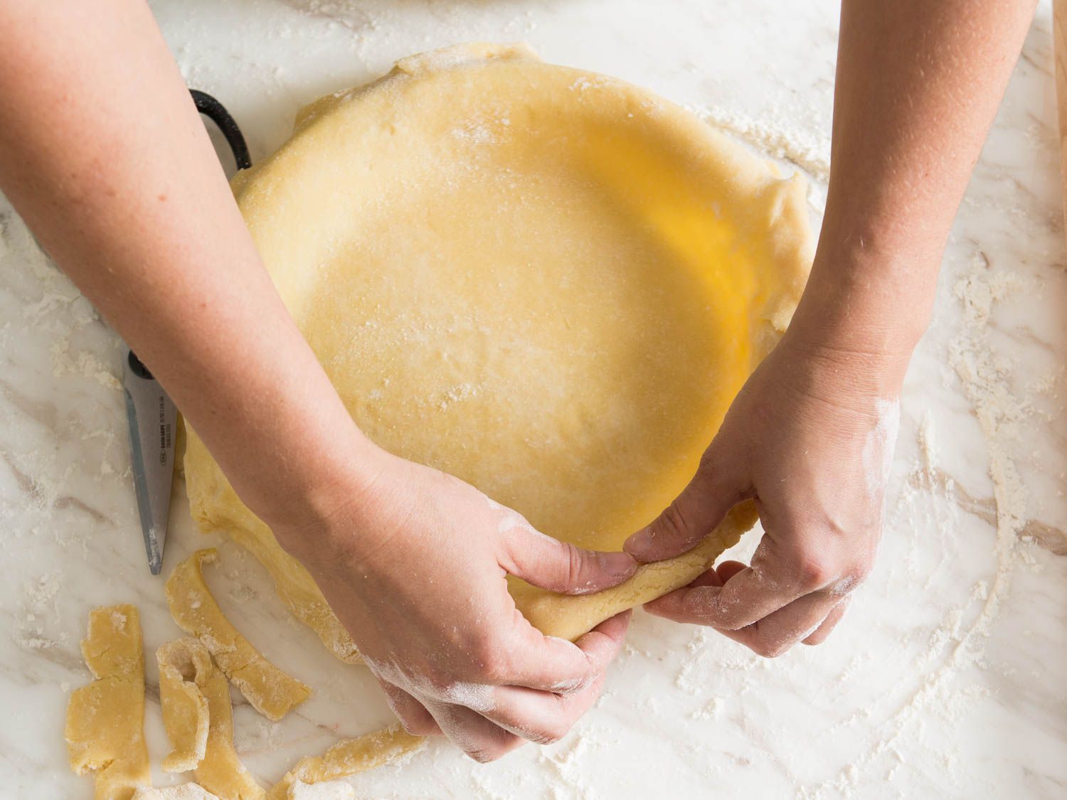 how-to-knead-pie-dough