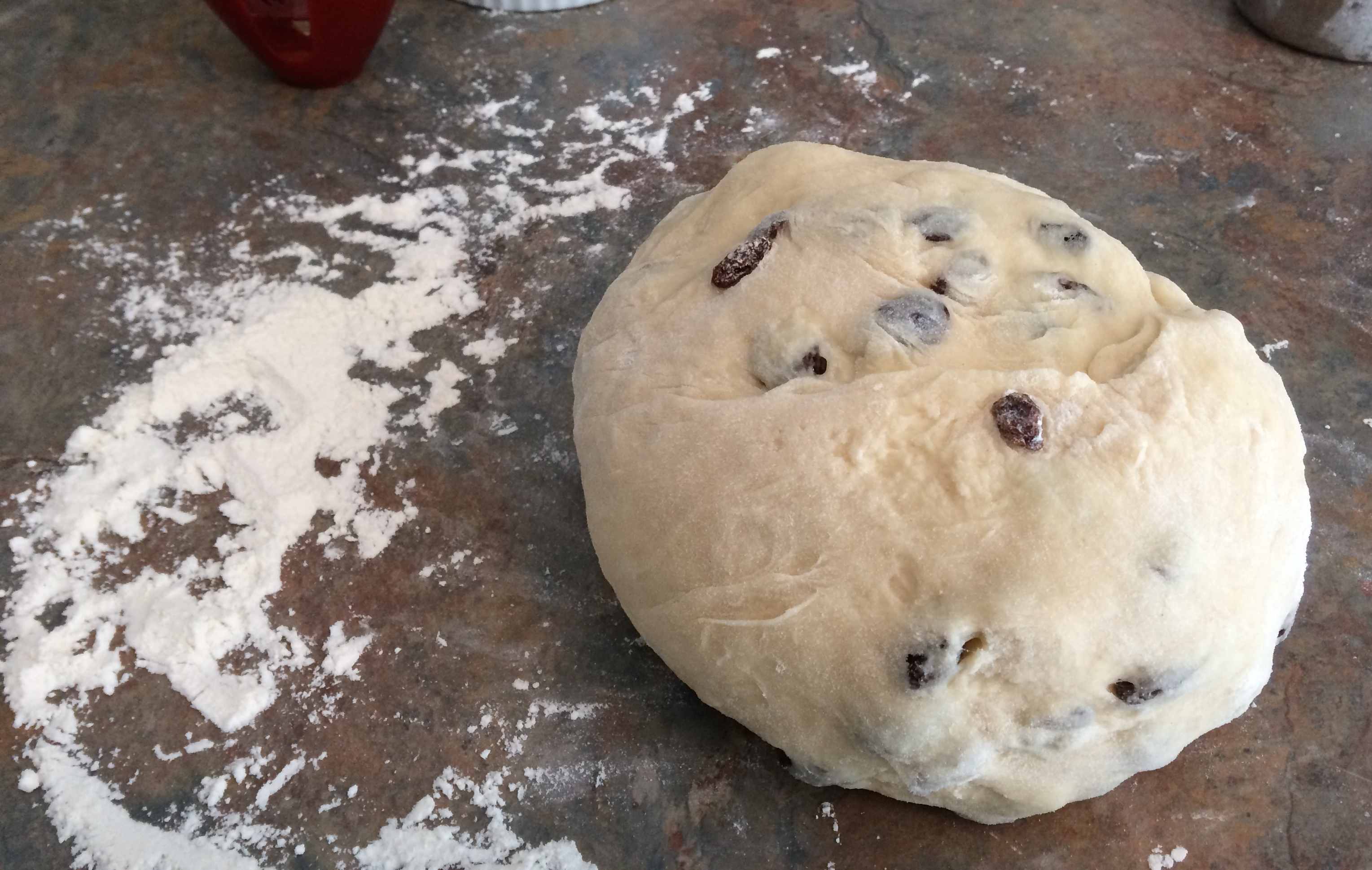 how-to-knead-raisins-into-dough