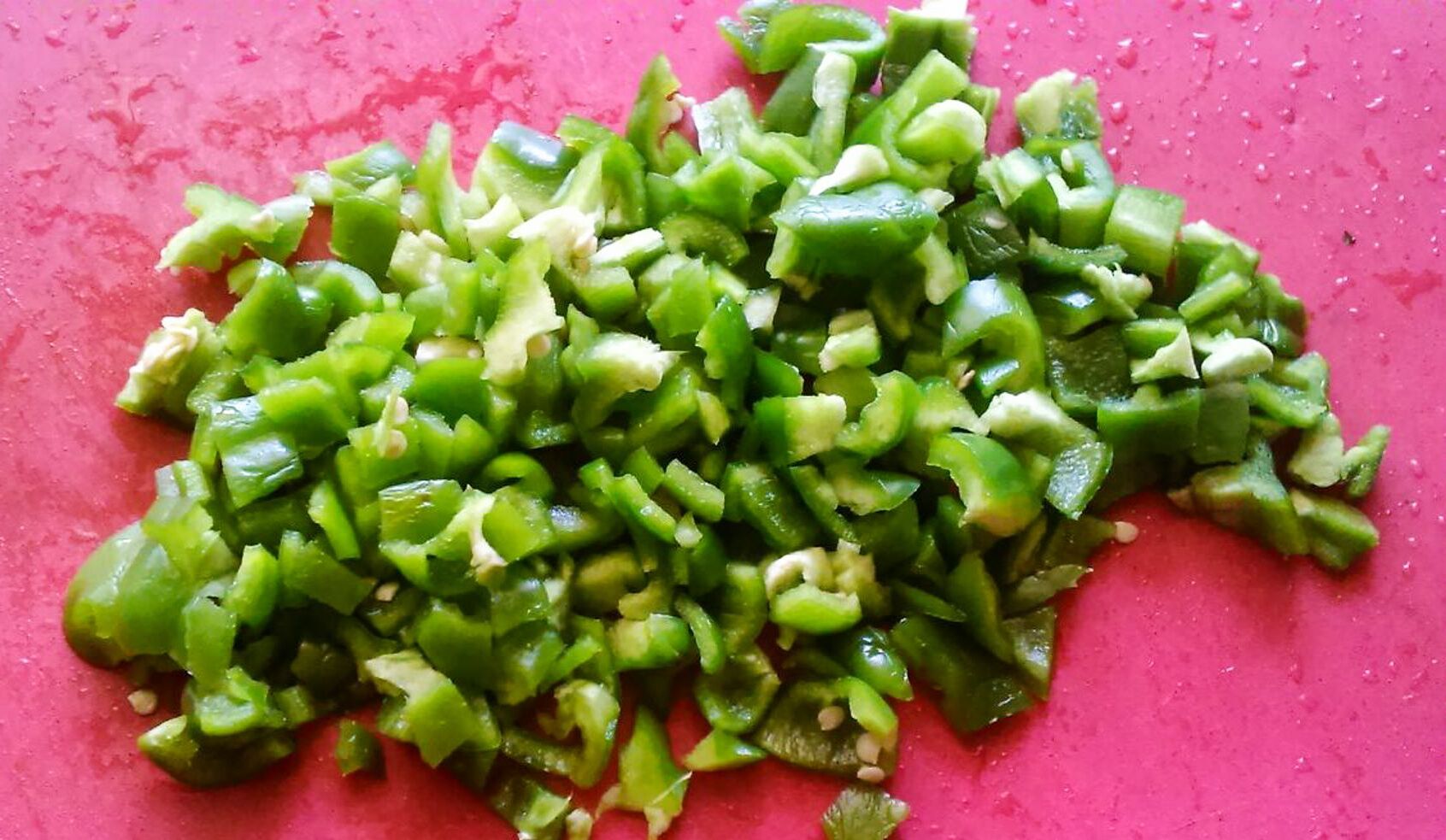 how-to-mince-green-bell-peppers