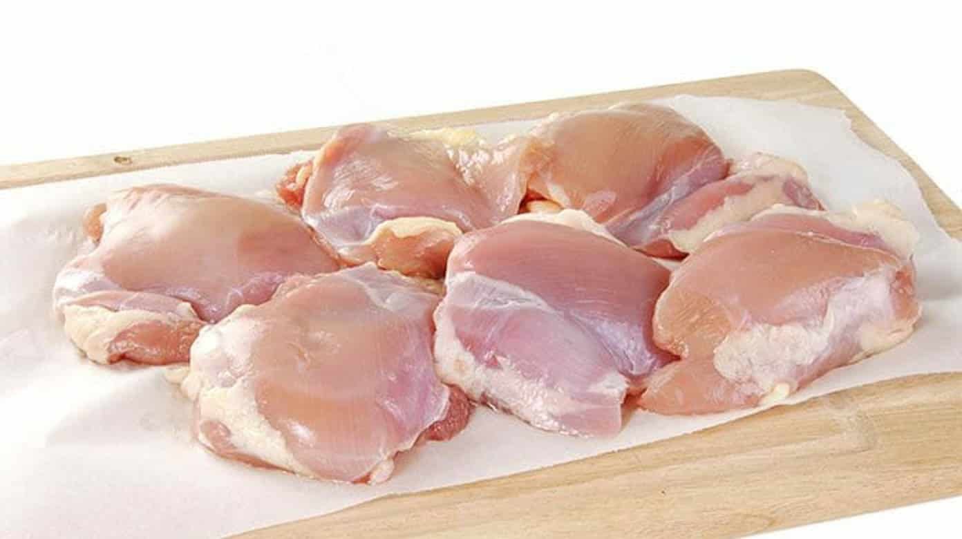 how-to-poach-bone-in-chicken-thighs