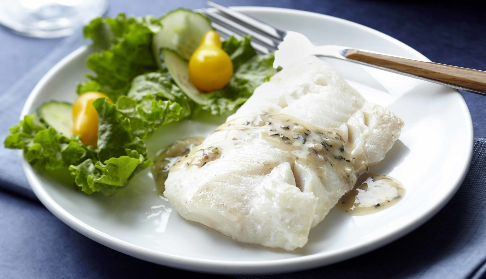 how-to-poach-fish-with-wine