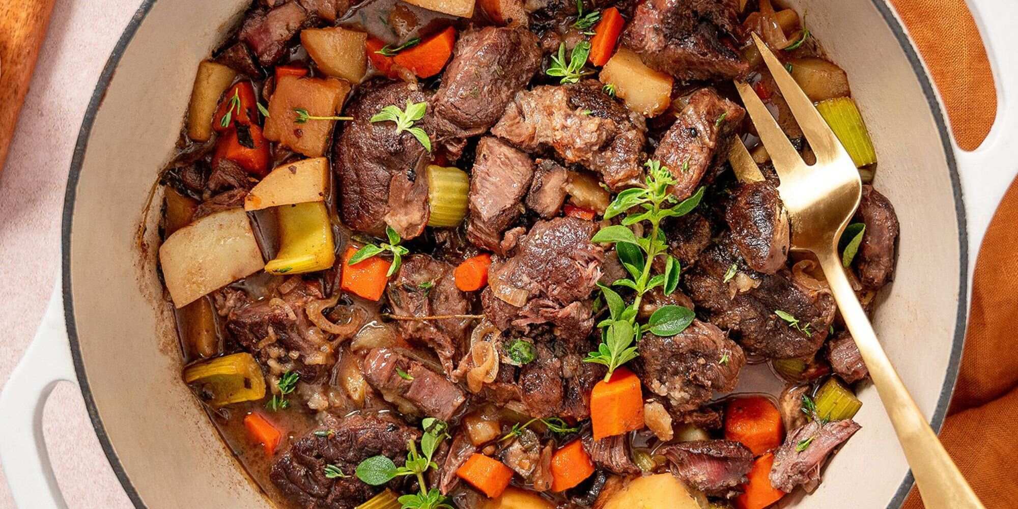 how-to-stew-a-beef-roast-in-the-oven
