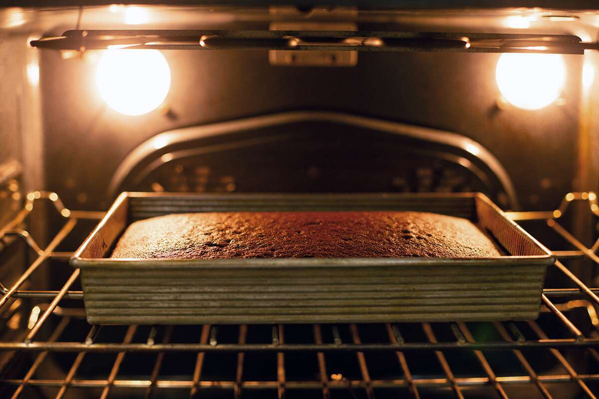 how-to-bake-a-cake-in-a-kenmore-oven