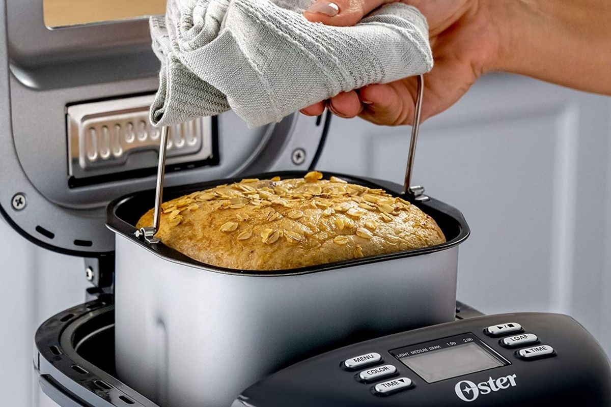 how-to-bake-a-cake-in-an-oster-bread-maker