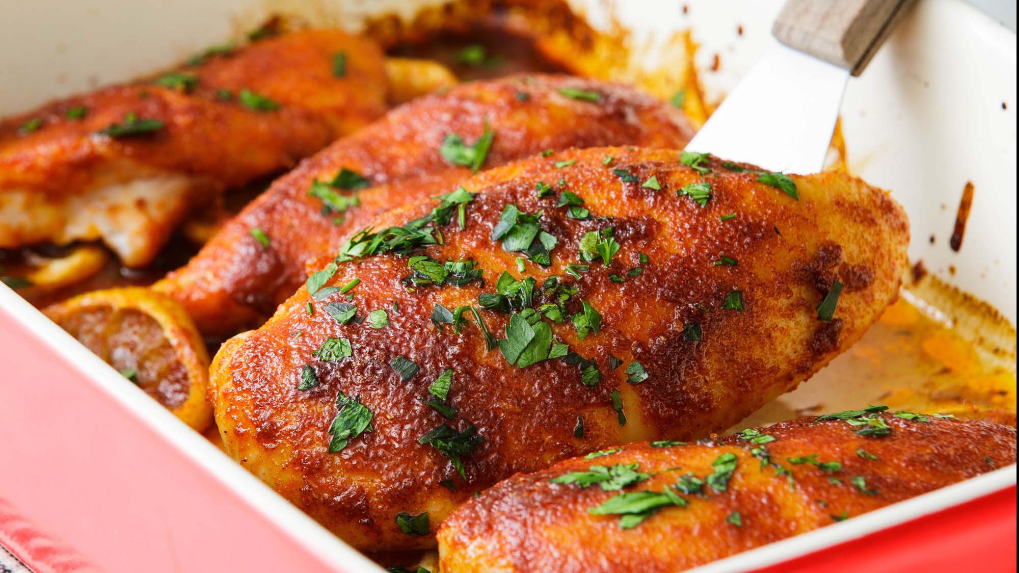 How to Bake a Chicken Breast in an Oven - Recipes.net