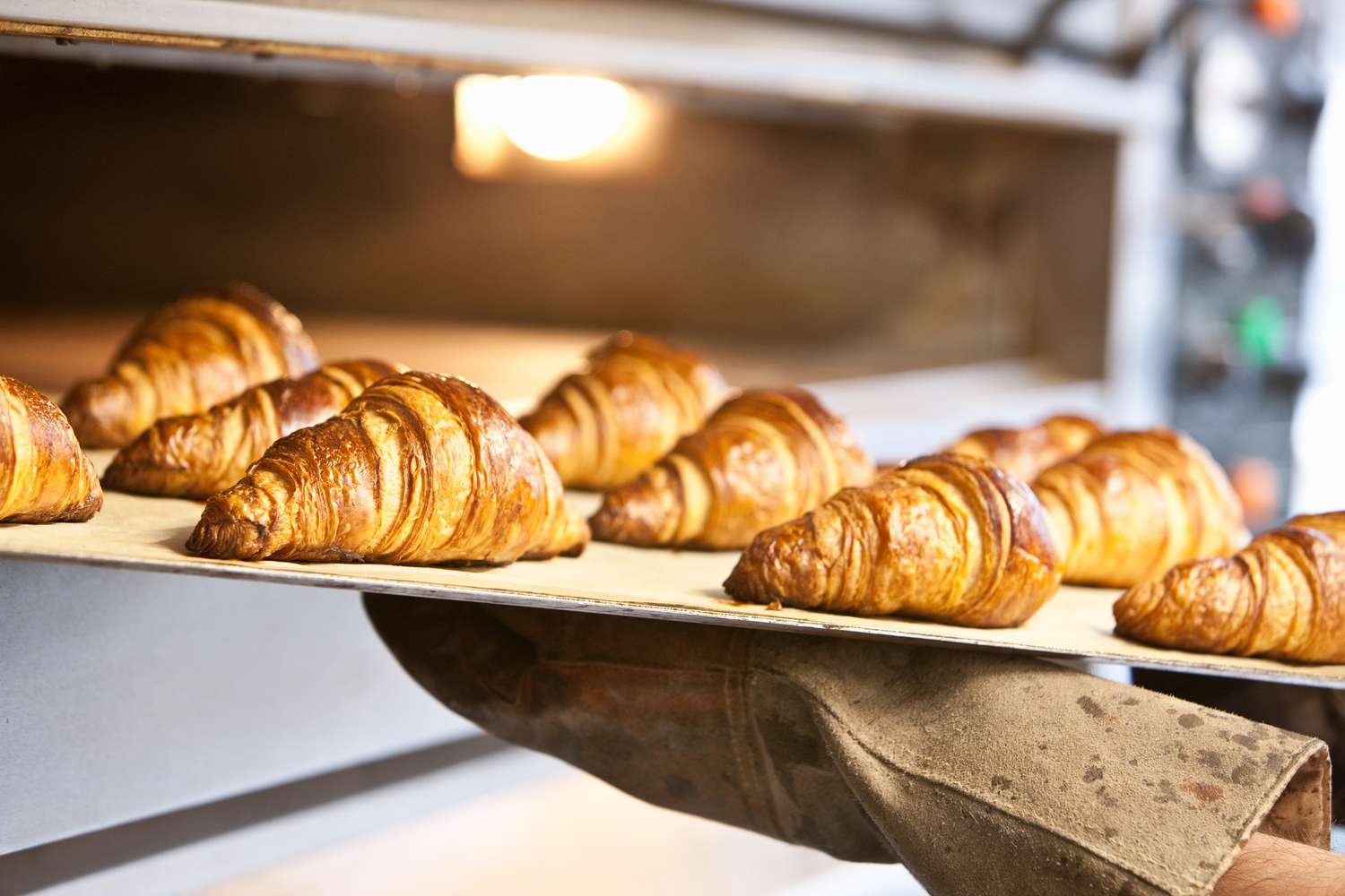 how-to-bake-a-croissant