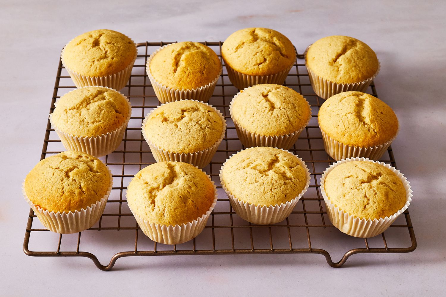 how-to-bake-a-lot-of-muffins-at-once