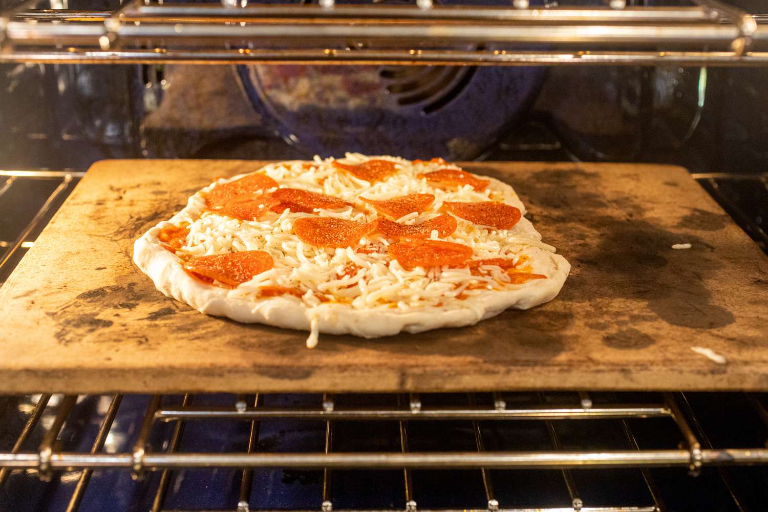 how-to-bake-a-pizza-with-a-pizza-stone
