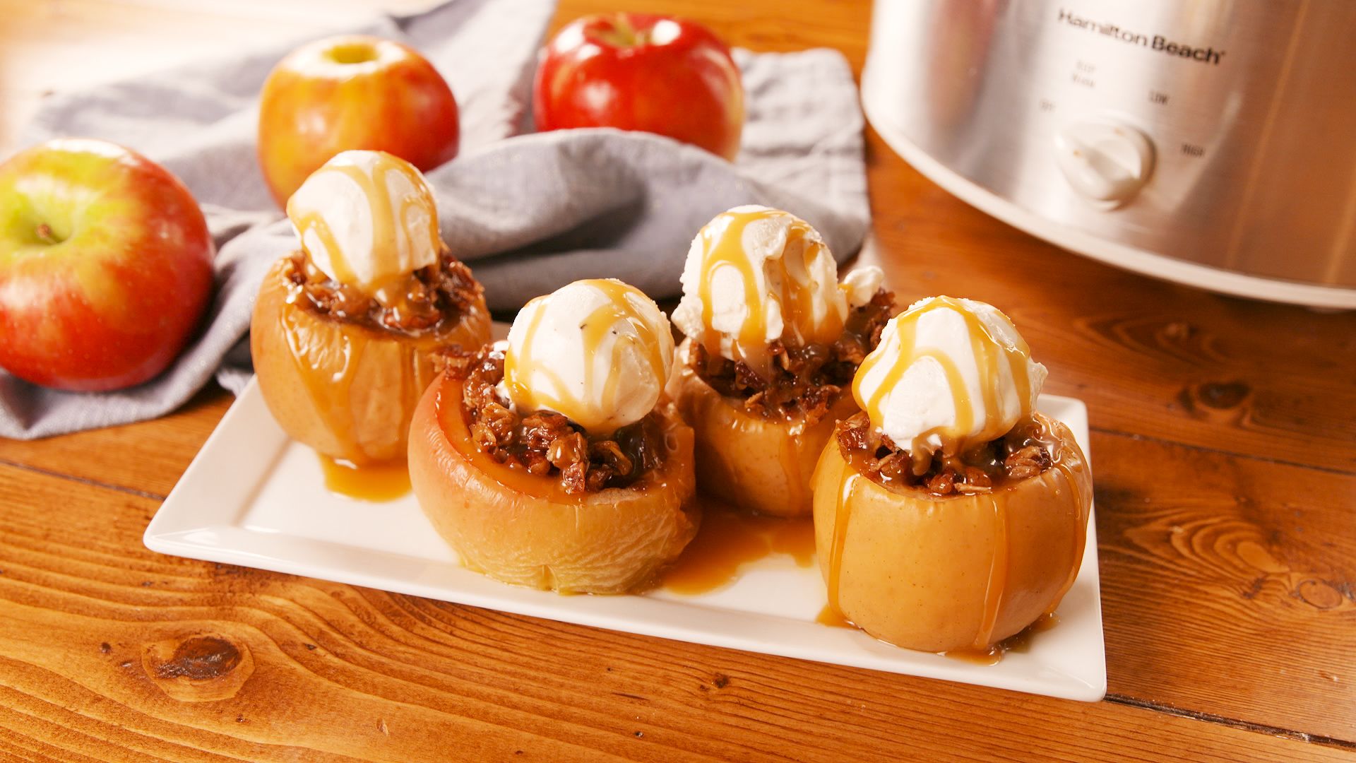 how-to-bake-apples-in-a-slow-cooker