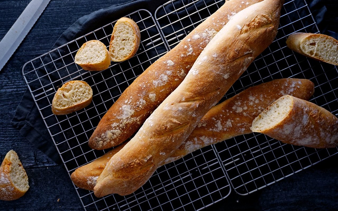 how-to-bake-baguettes