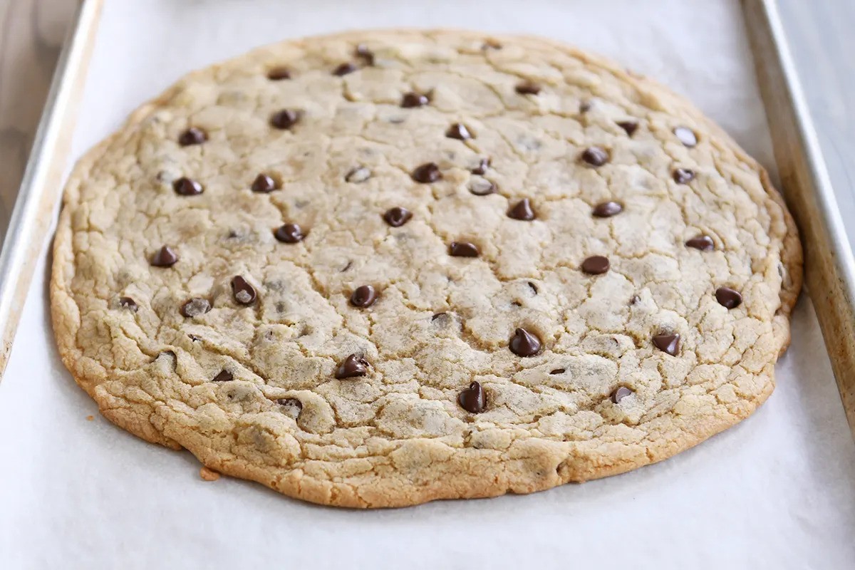 how-to-bake-big-jumbo-cookies