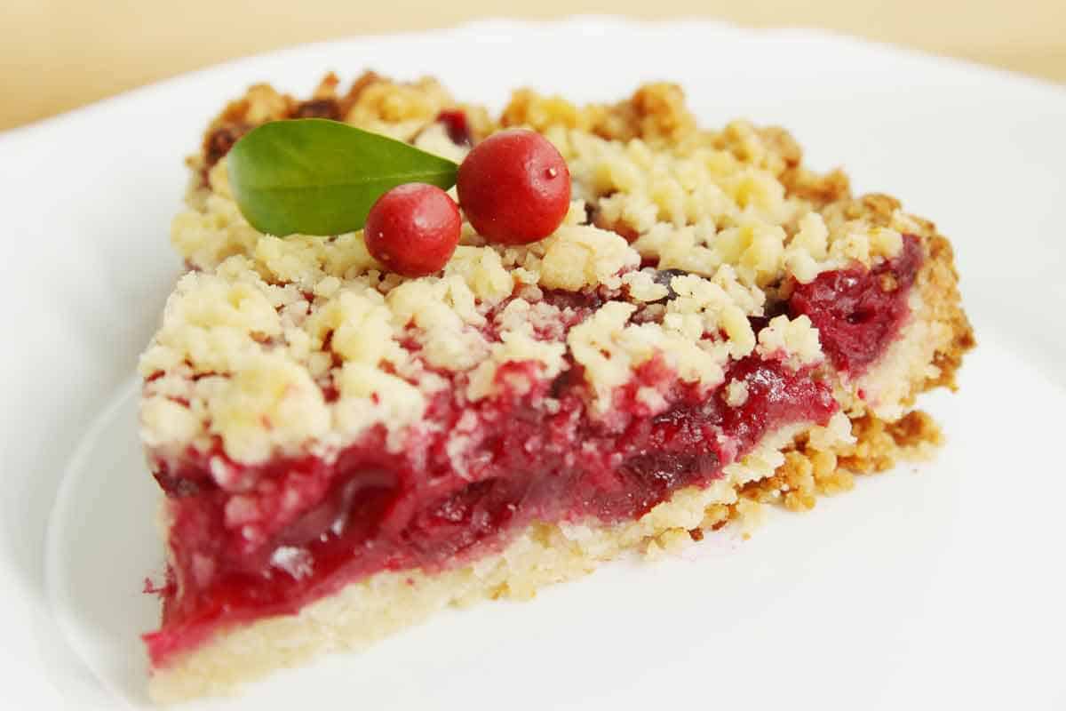 how-to-bake-cherry-pie-with-lucky-leaf-organic-filling