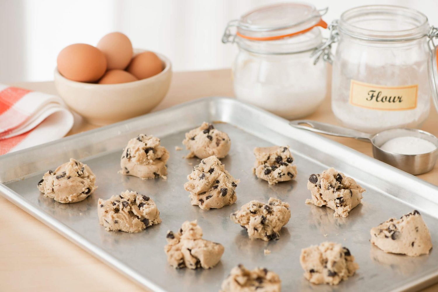 how-to-bake-cookies-when-you-dont-have-a-baking-sheet