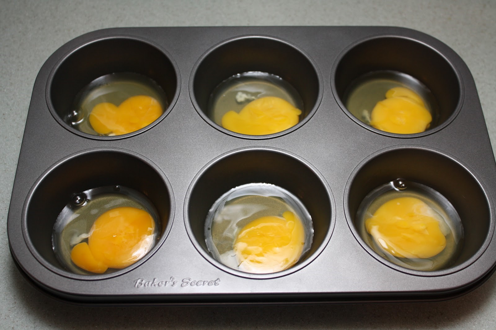 how-to-bake-eggs-in-a-cupcake-pan