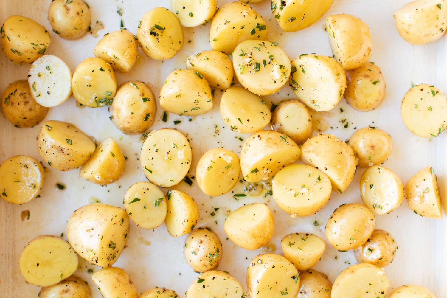 how-to-bake-gold-potatoes-in-the-oven
