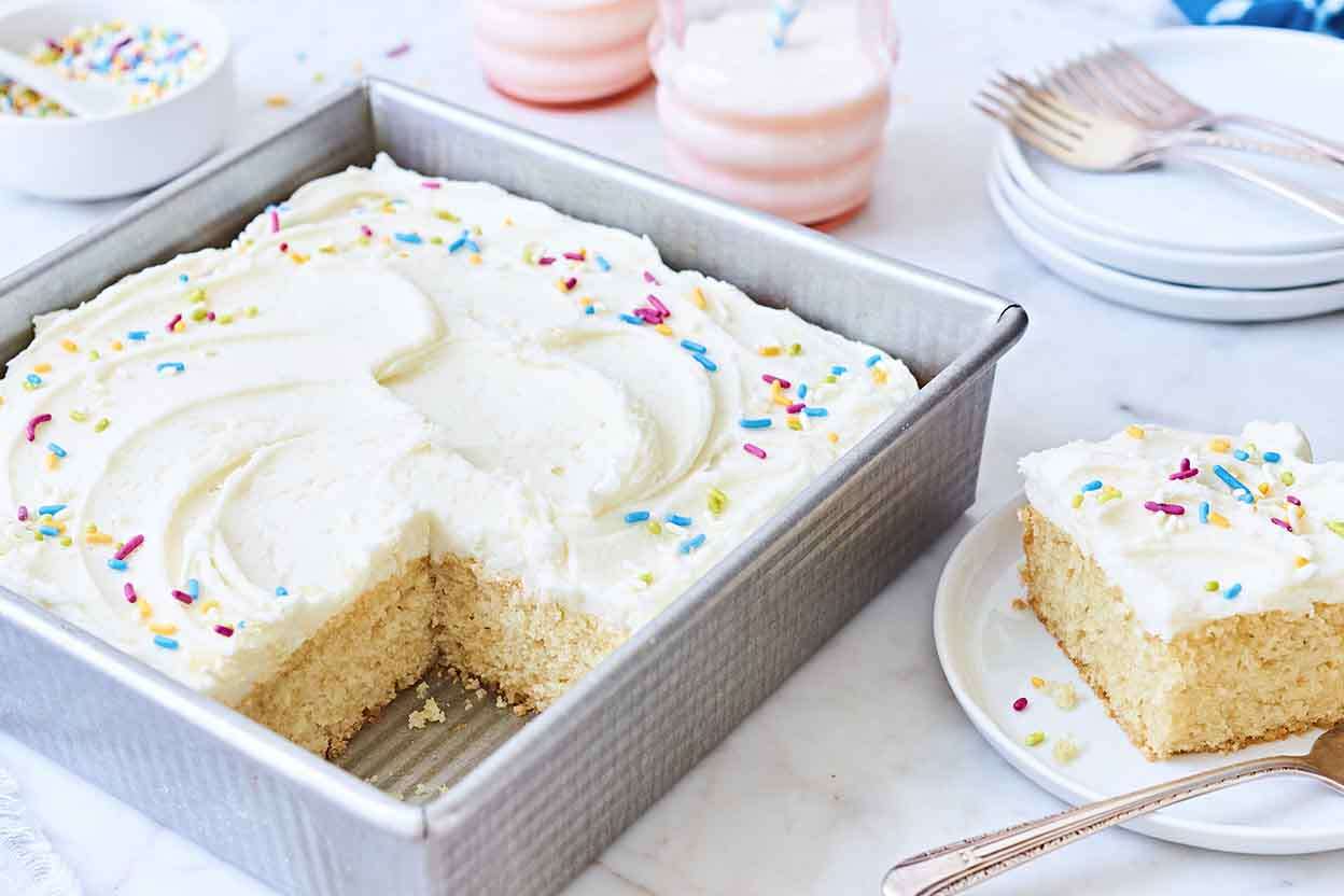 how-to-bake-homemade-vanilla-cake