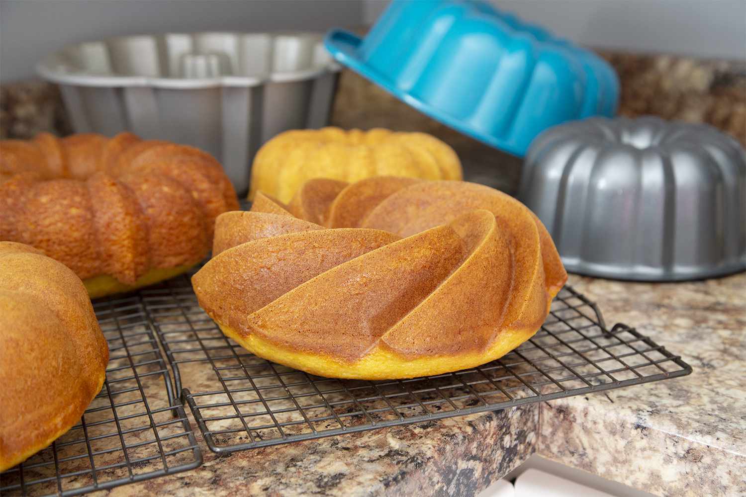how-to-bake-in-a-mini-angel-food-cake-pan
