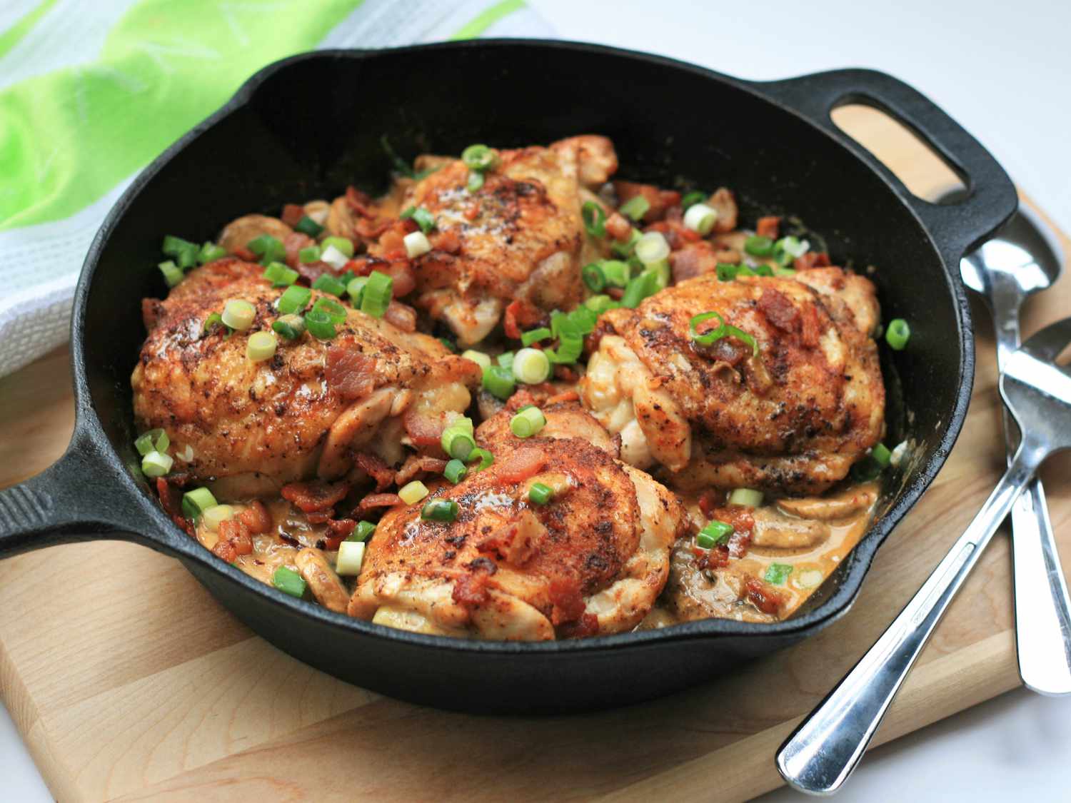 how-to-bake-keto-chicken-thighs