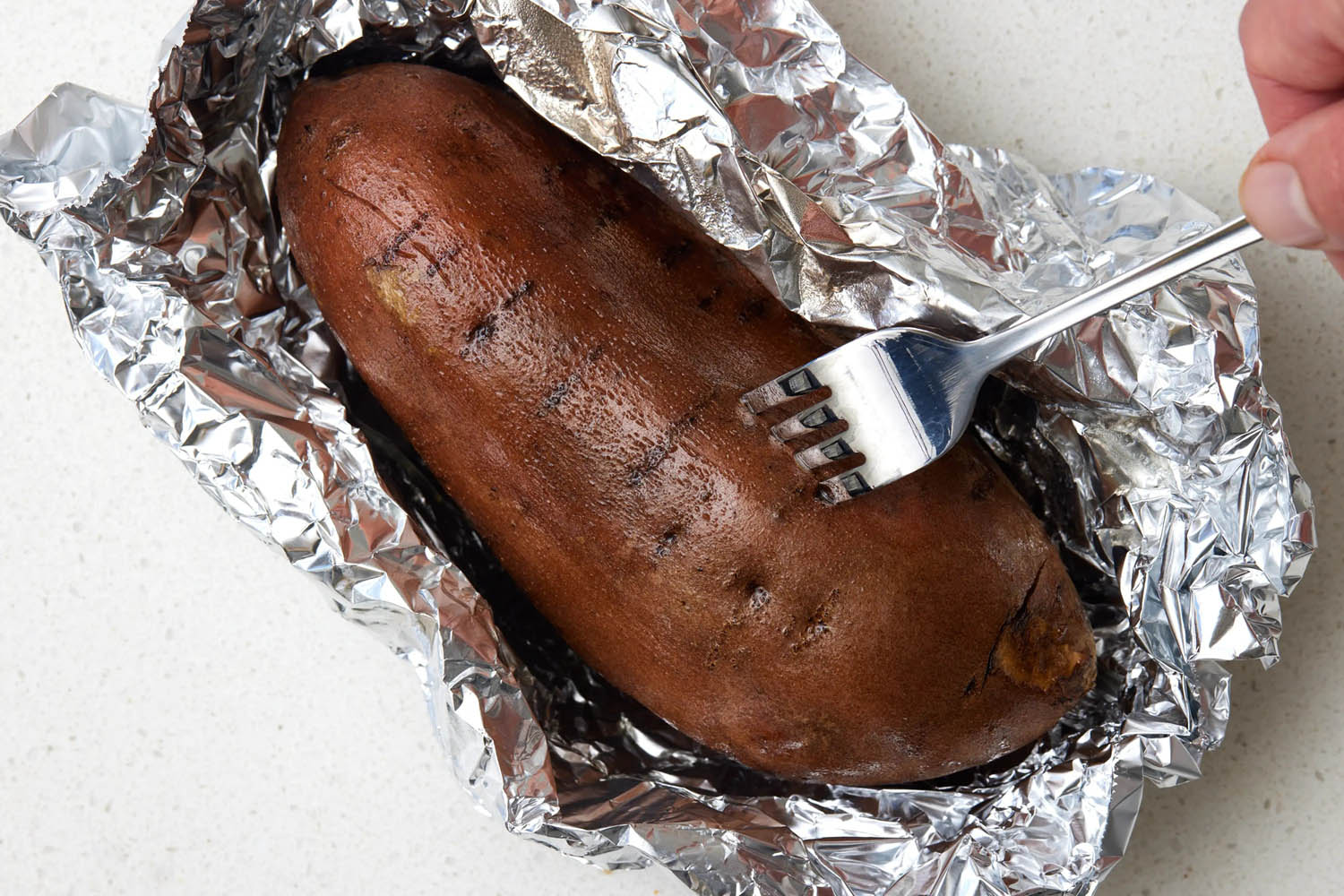 how-to-bake-large-sweet-potatoes-in-foil