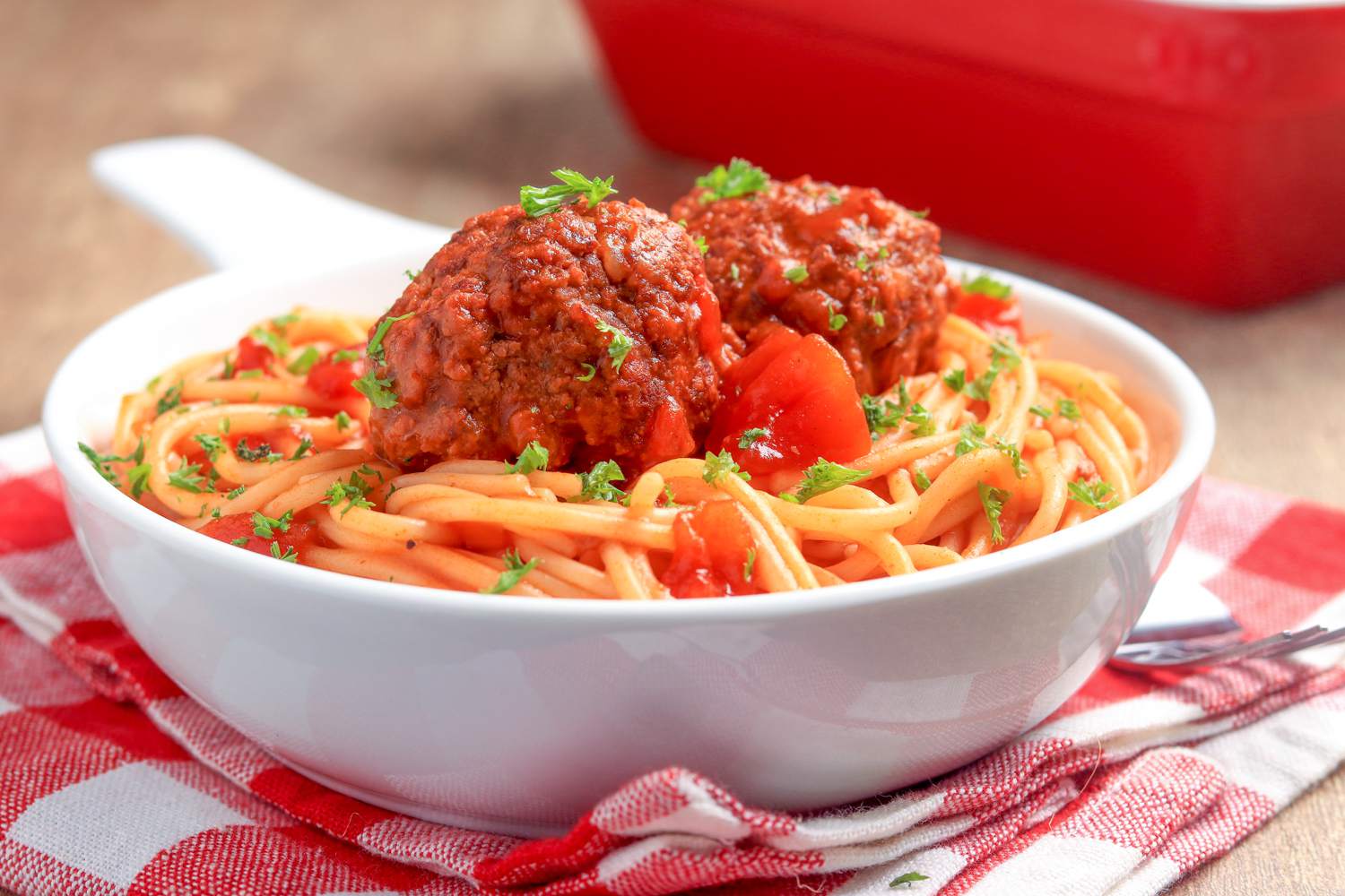how-to-bake-meatballs-with-spaghetti-sauce-in-a-glass-roasting-pan