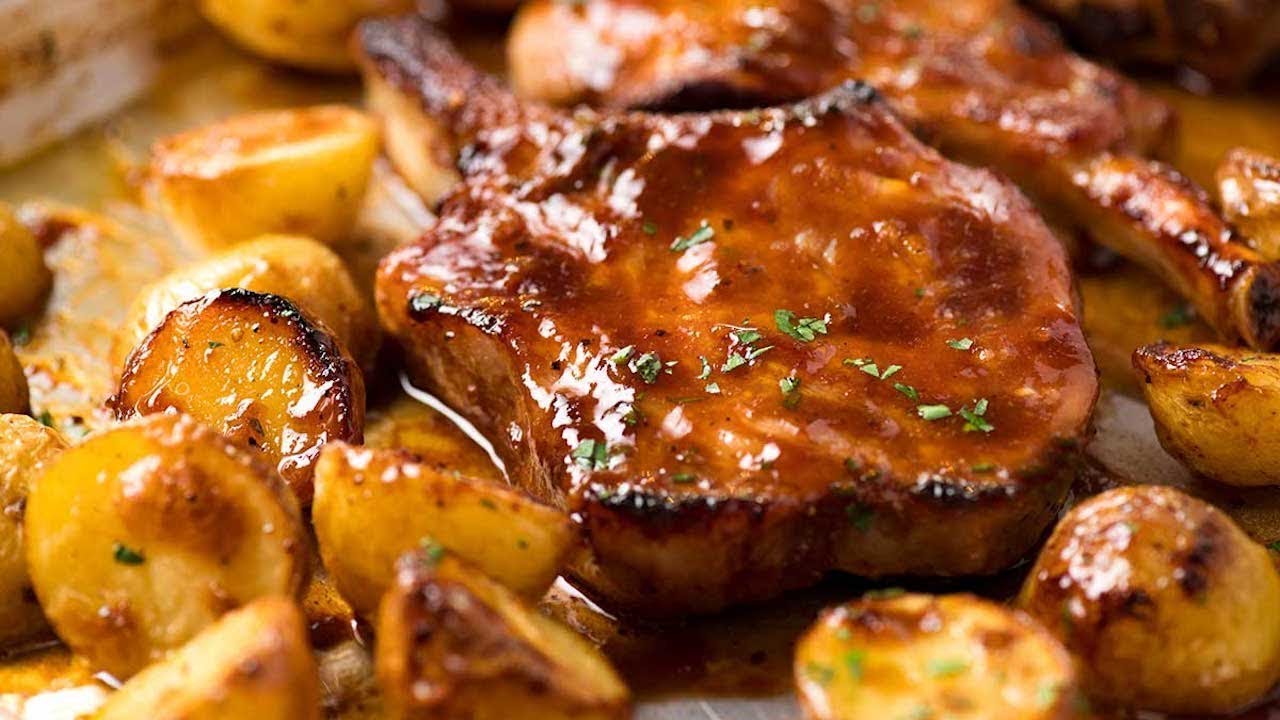 how-to-bake-pork-chops-and-potatoes-in-the-oven
