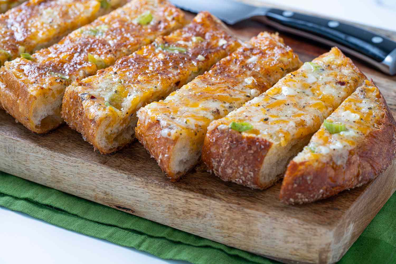 how-to-bake-ready-made-garlic-bread