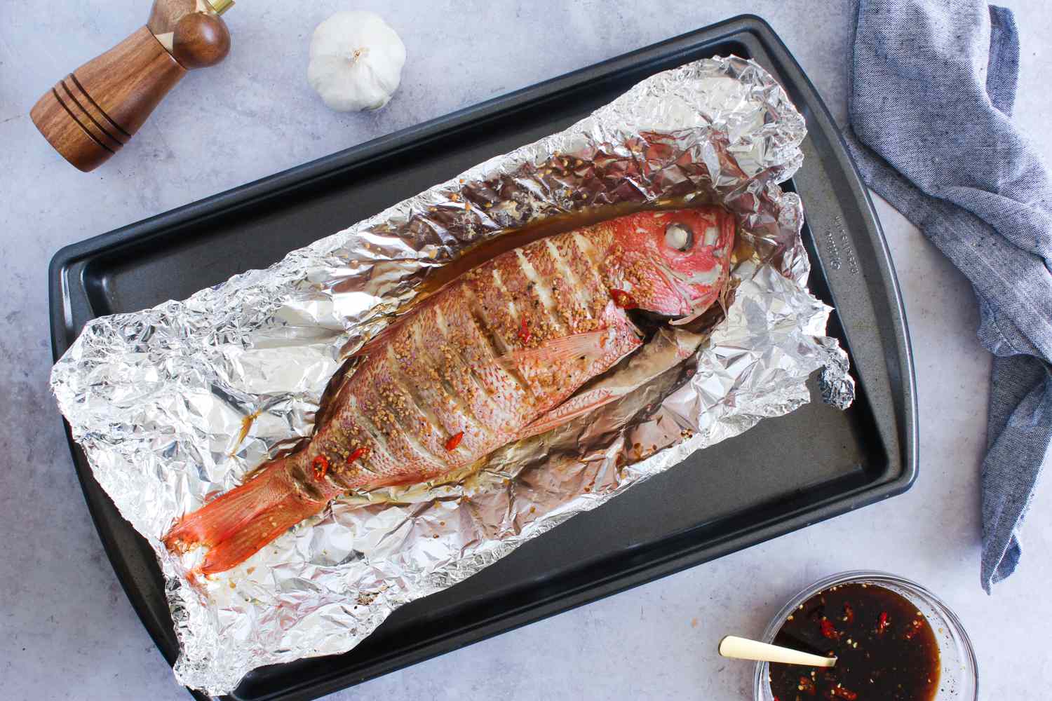 how-to-bake-red-snapper-in-the-oven-with-foil