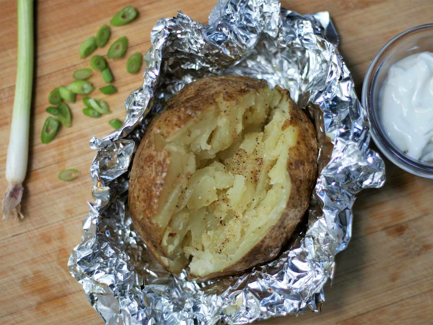 how-to-bake-russet-potatoes-in-foil-in-the-oven