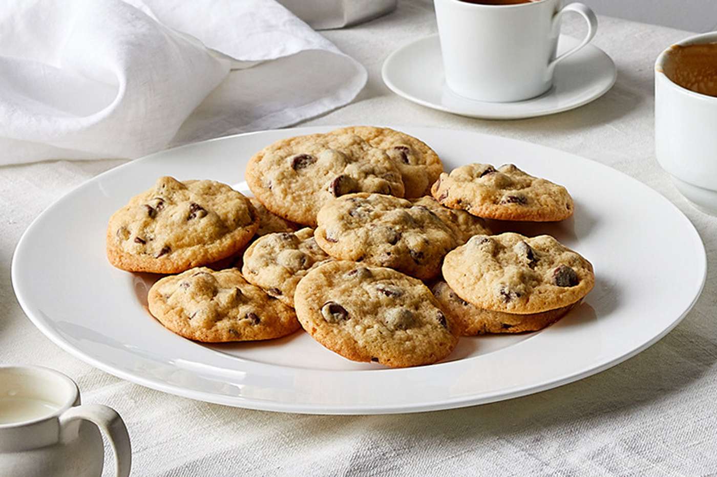 how-to-bake-soft-chocolate-chip-cookies